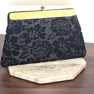 💕Host Pic💕Vintage Garay Velvet Floral Black Clutch Purse